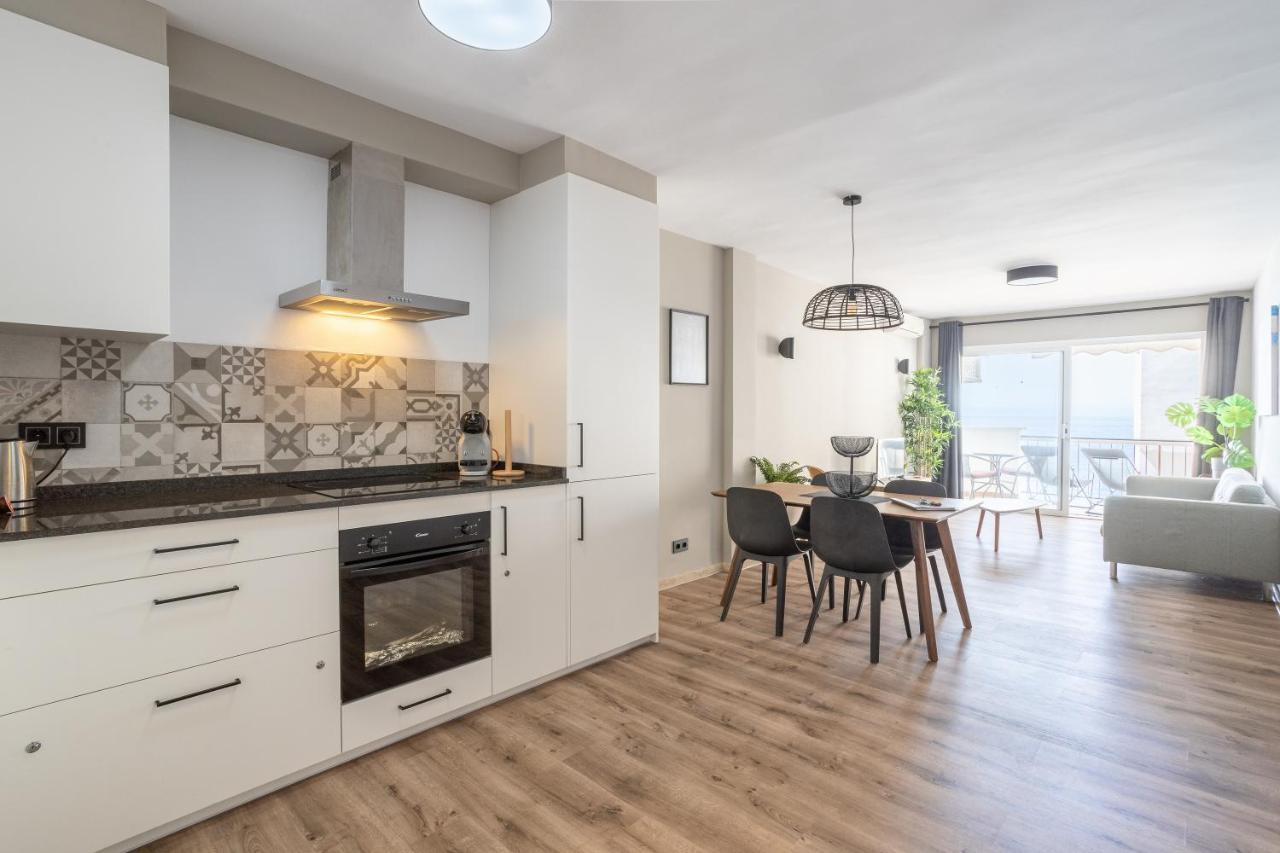 Stylish Apartment With Sea View Nerja Exteriér fotografie